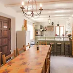 Villa Child-friendly With Pool