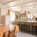 Villa Child-friendly With Pool