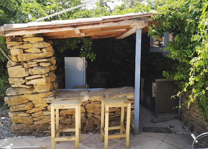 Villa Child-friendly With Pool Salazac